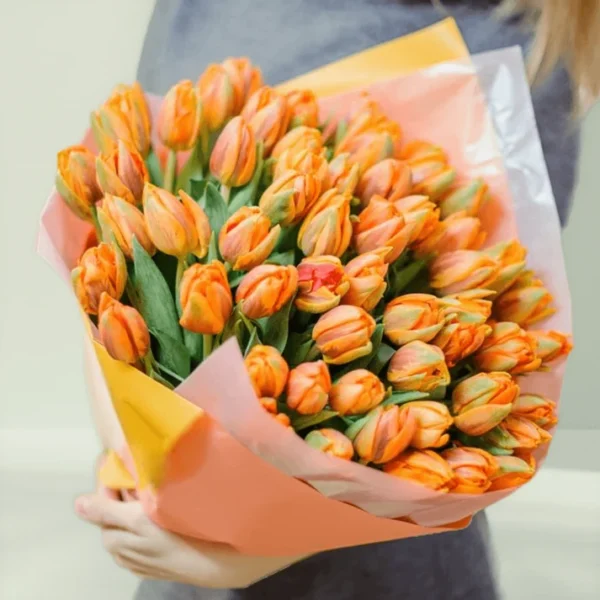 Saffron Tulip flower Bouquet